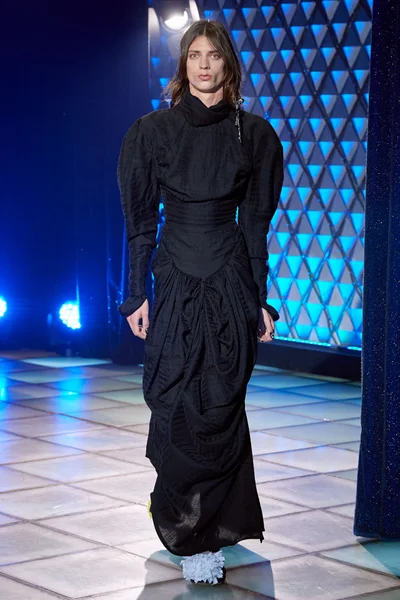 Look 34